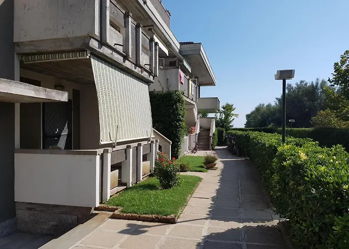 Aparthotel Leonardo Sul Mare 3*